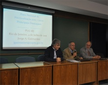 Fala do Reitor Prof. Pe. Josafá S.J. durante o evento. Fotógrafo Antônio Albuquerque. Acervo do Núcleo de Memória.