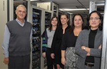 O diretor do RDC, prof. José Raimundo Lopes Oliveira, e equipe.