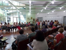 Dinâmica durante o Retiro. Fonte: site do Centro Loyola de Fé e Cultura.