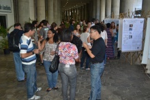 Apresentação de pôsteres e coquetel de encerramento. Fotógrafo Antônio Albuquerque. Acervo do Núcleo de Memória.