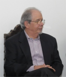 Professor Oswaldo Chateaubriand Filho. Fotógrafo Antonio Albuquerque. Acervo do Núcleo de Memória. 