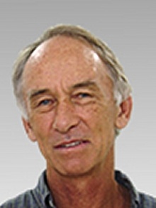 Professor Derek Douglas Jack Hacon. Fonte: site do Departamento de Matemática da PUC-Rio.