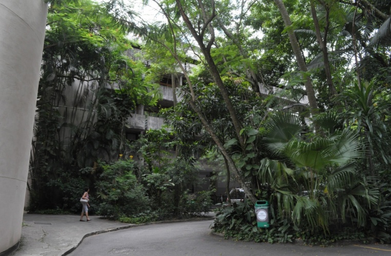 Edifício do Rio Datacentro. 2012. Fotógrafo Antônio Albuquerque. Acervo do Núcleo de Memória. 
