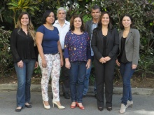 O Coordenador do CCE, Prof. Alfredo Jefferson de Oliveira, e equipe. Fotógrafo Antônio Albuquerque. Acervo do Núcleo de Memória.