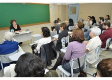 Palestra da Profa. Nelma Garcia de Medeiros, na sala F610. Fotógrafo Antônio Albuquerque. Acervo Núcleo de Memória.