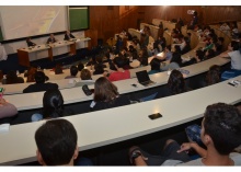 Palestra realizada no Auditório do RDC. Fotógrafo Antônio Albuquerque. Acervo Núcleo de Memória.