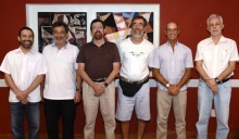 O Decano do Centro Técnico Científico, Prof. Luiz Alencar Reis da Silva Mello, e os coordenadores setoriais: Prof. Sidney Paciornik, Prof. Luiz Fernando Campos Ramos Martha, Prof. Carlos Frederico Borges Palmeira, Prof. Marcelo de Andrade Dreux e o Prof. Glaucio Lima Siqueira. Fotógrafo Antônio Albuquerque. Acervo Núcleo de Memória.