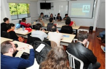 Mesa de abertura do Seminário Conexões Atlânticas. Fotógrafo Antônio Albuquerque. Acervo Núcleo de Memória.