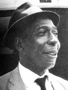 O compositor Zé Keti.