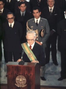 Posse do General Ernesto Geisel.