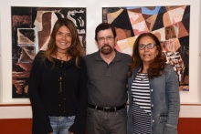 O Decano do Centro Técnico Científico, Prof. Luiz Alencar Reis da Silva Mello, com as secretárias Carmen Lucia Sarabanda da Silva Fagundes (DCTC) e Santana Maria Patricio Braga dos Santos (EDCTC). Fotógrafo Antônio Albuquerque. Acervo Núcleo de Memória.