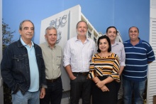 O Superintendente Administrativo, Floriano Saad Mazini, e equipe. Fotógrafo Antônio Albuquerque. Acervo Núcleo de Memória.