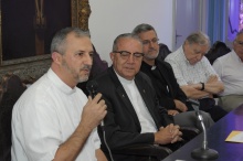 O Prof. Pe. Leonardo Fernandes, o Reitor Prof. Pe. Josafá S.J., o Prof. Pe. Geraldo Dôndici, o Prof. Pe. Ivern S.J. e o Prof. Augusto Sampaio. Fotógrafo Antônio Albuquerque. Acervo do Núcleo de Memória.