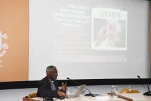 O Cardeal Peter Turkson, no auditório do RDC. Fotógrafo Antônio Albuquerque.
