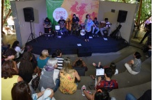 Apresentação de Dorina, no anfiteatro Junito Brandão. Fotógrafo Antônio Albuquerque. Acervo Núcleo de Memória.