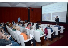 Palestra do Padre Josafá S.J.. Fotógrafo Jorge Paulo. Acervo Projeto Comunicar.