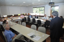 Reunião no Decanato do CTC. Fotógrafo Antônio Albuquerque. Acervo do Núcleo de Memória.