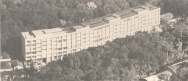 Primeiros blocos construídos no campus Gávea. Ainda não haviam os blocos dos institutos de Física e de Química.